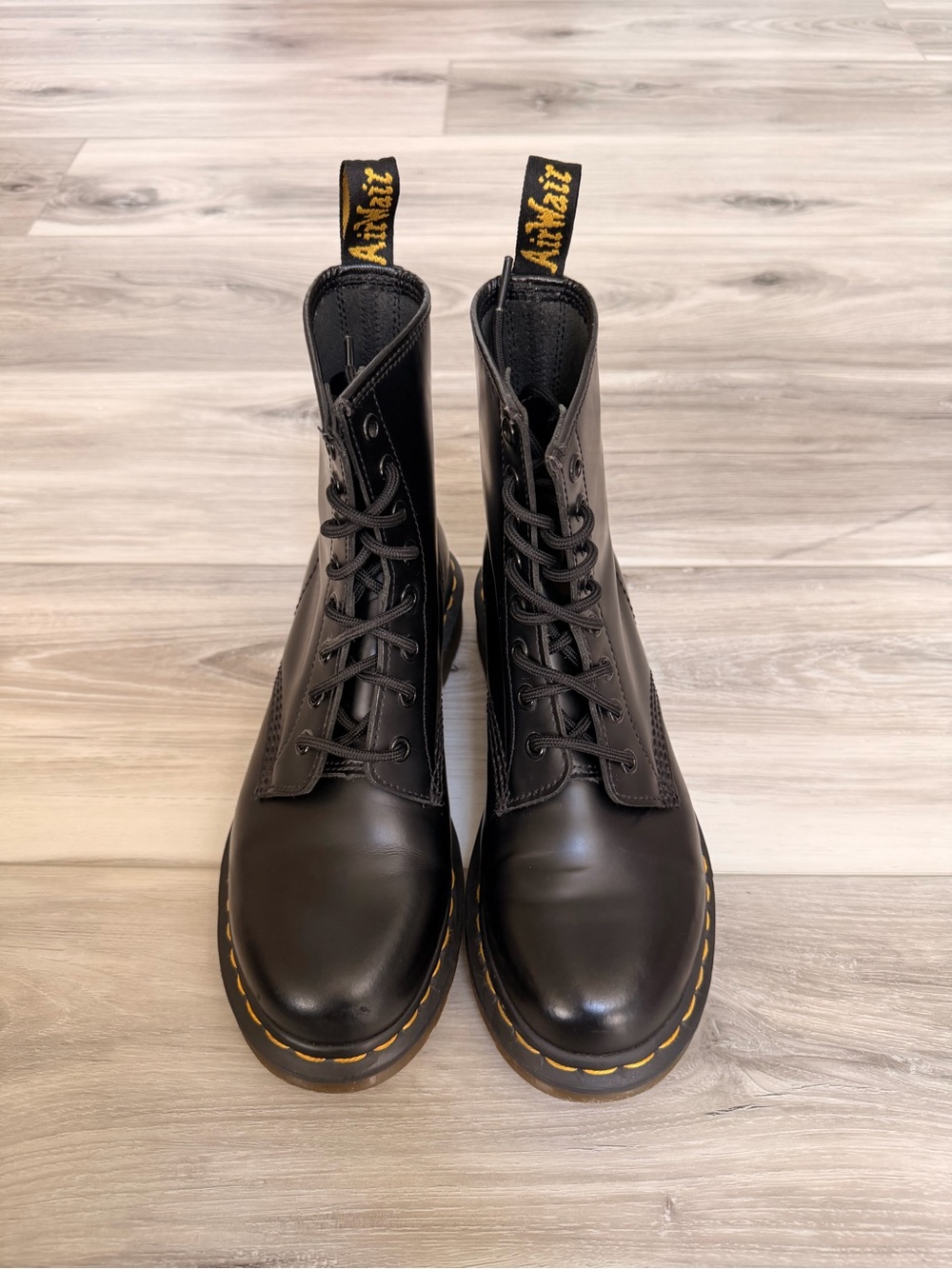 Dr. Martens 1460 Smooth Leather 8-Eye Combat Boots Black Women’s US 7 EU 38